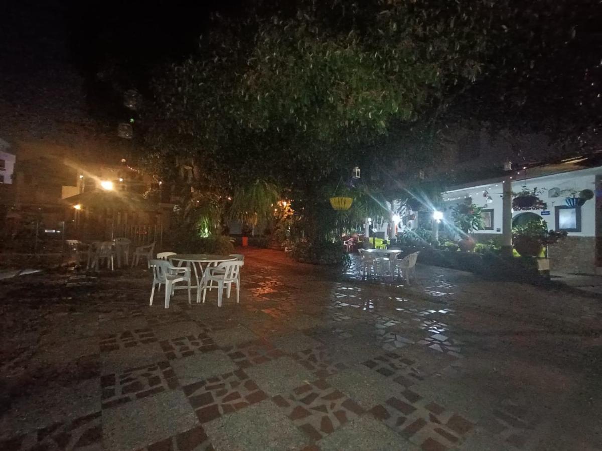 Hotel Villa Maritza Melgar Dış mekan fotoğraf