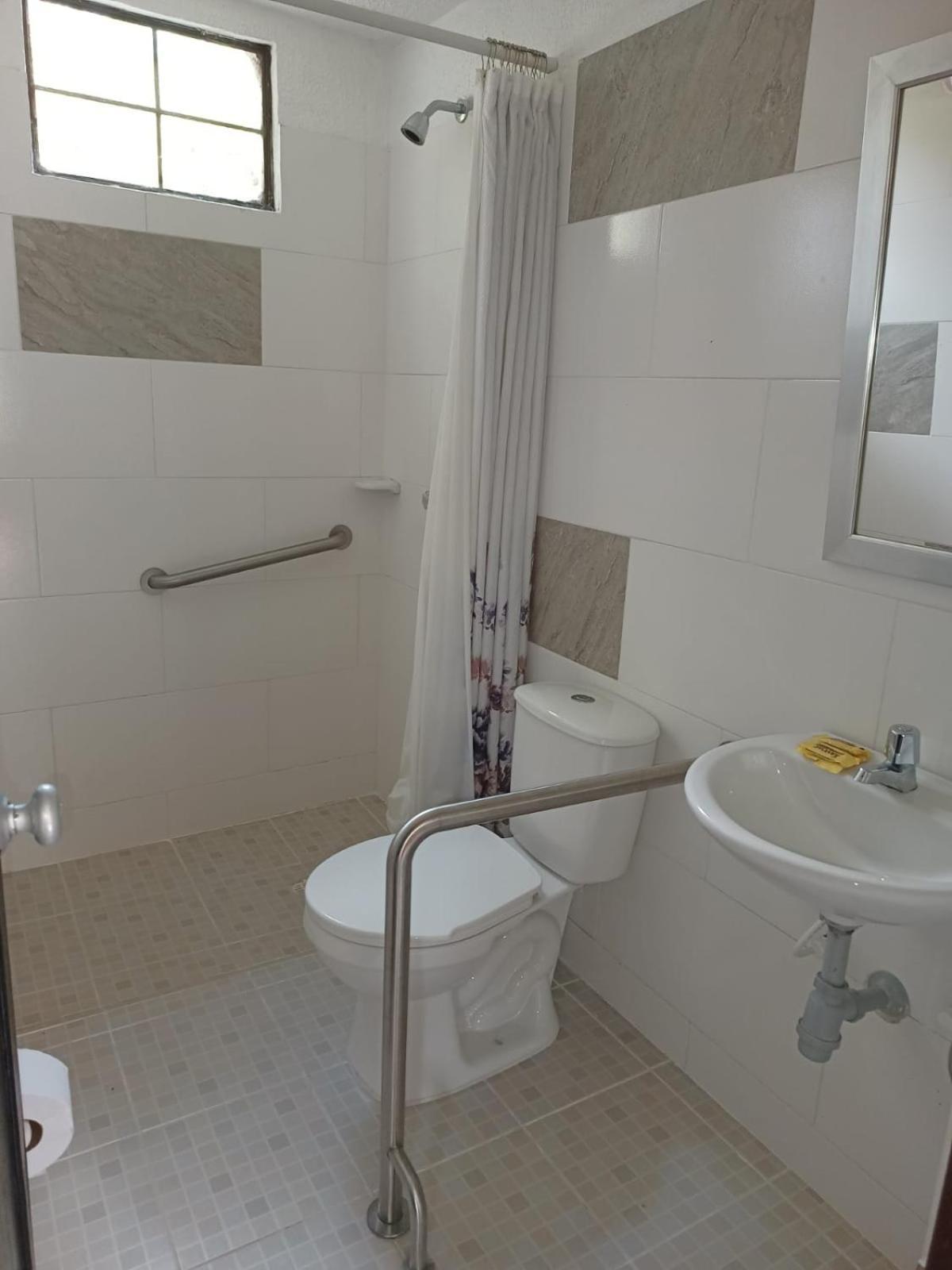 Hotel Villa Maritza Melgar Oda fotoğraf